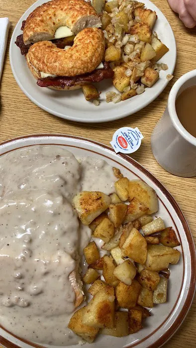 Dusty s Dairy Bar & Grill Picture 6