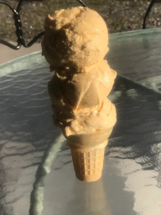 Cobblestone Ice Cream Parlor Picture 1