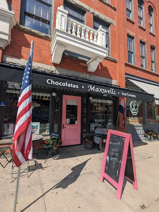Maxwells Chocolates & Ice Cream Picture 7