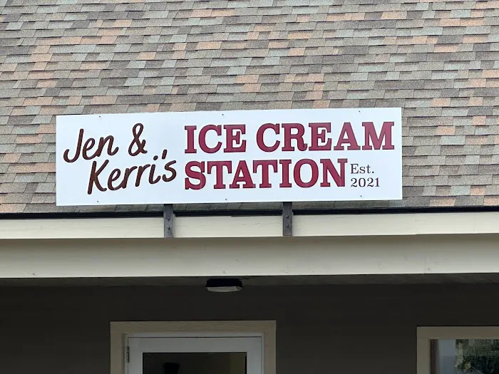 Jen & Kerri's Ice Cream Station Picture 8