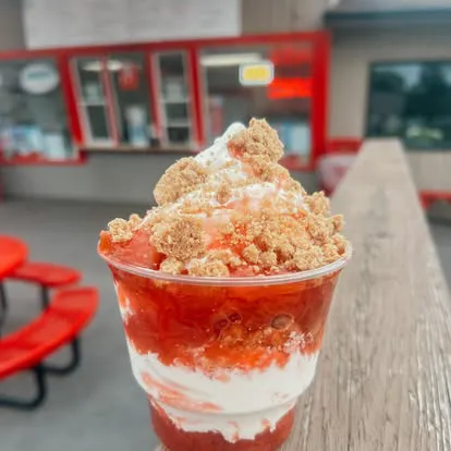 The North Pole Ice Cream Picture 4