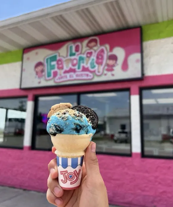 La Favorita Ice Cream and Snacks Picture 3