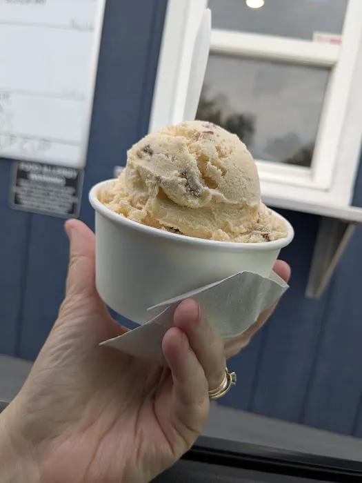 Railside Creamery Picture 2