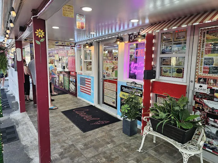 Carvel Ice Cream & Bakery Picture 9