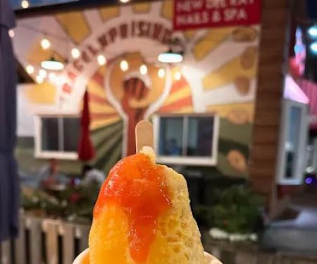 Le Petit Ananas Shaved Ice