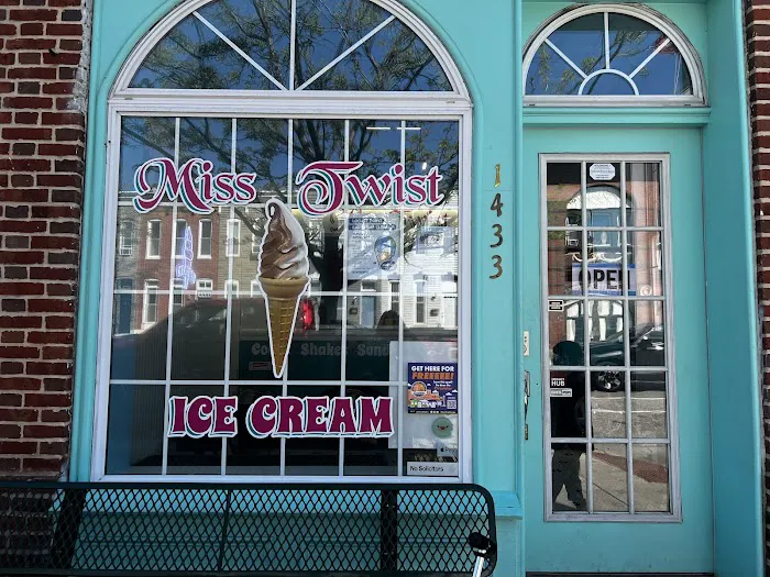 Miss Twist Ice Cream Picture 8