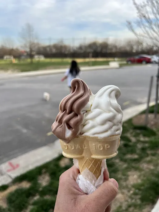 Miss Twist Ice Cream Picture 3