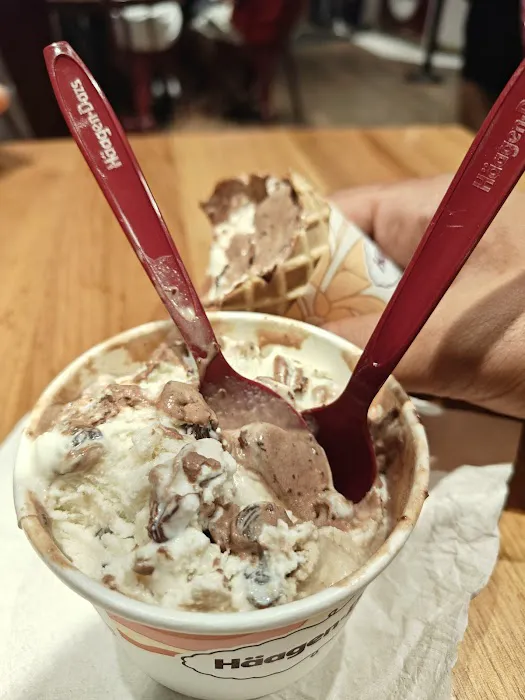 Häagen-Dazs Picture 9