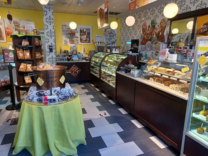 Kilwins Ice Cream - Chocolate - Fudge Picture 8