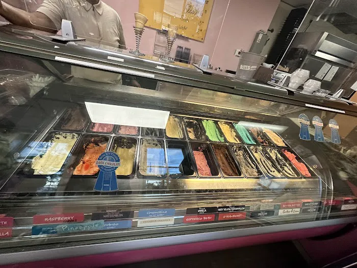 Fell's Point Creamery Picture 5