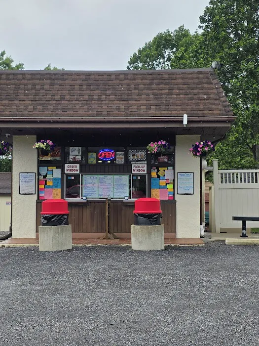 Wayside Snack Bar Picture 1