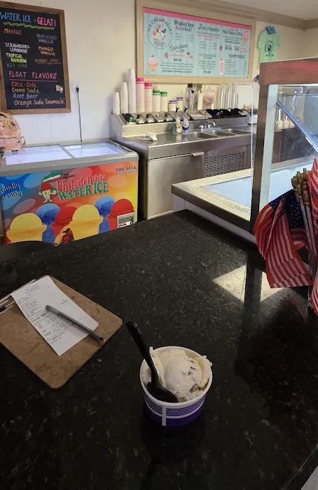 Woody's Ice Cream Alley Picture 1