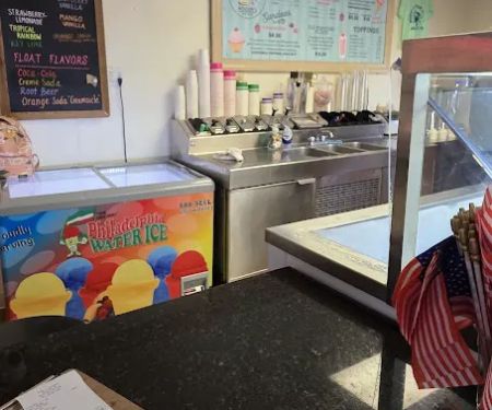 Woody's Ice Cream Alley