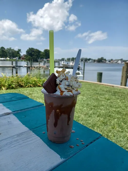 Gonce Marine Ice Cream / Snowball Stand Picture 2