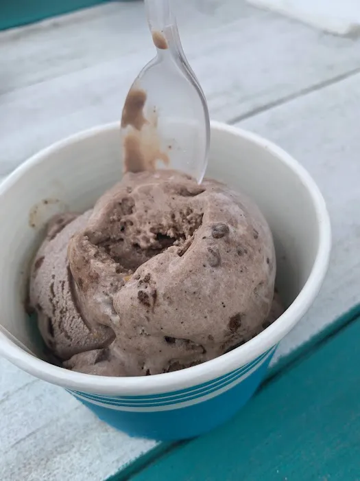 Gonce Marine Ice Cream / Snowball Stand Picture 10