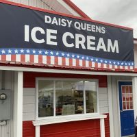 Daisy Queens Ice Cream ico