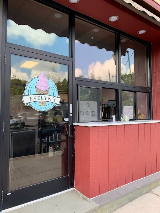Evelyn's Ice Cream Bar Picture 3