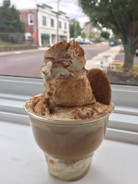 Downtown Scoop Picture 1