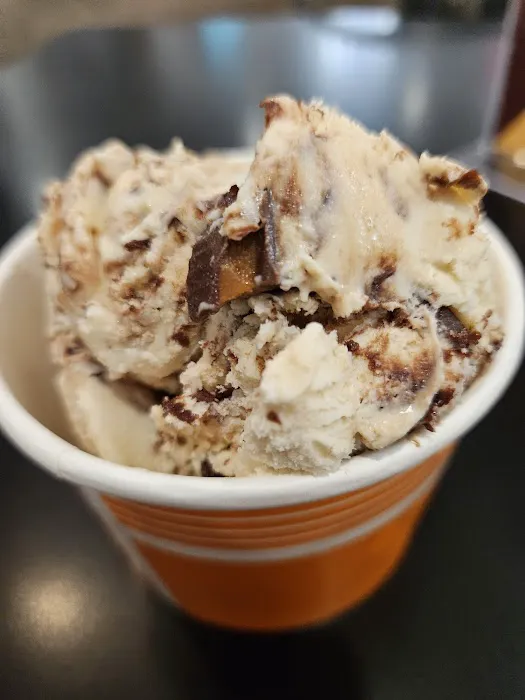 Scoop Happy Picture 10