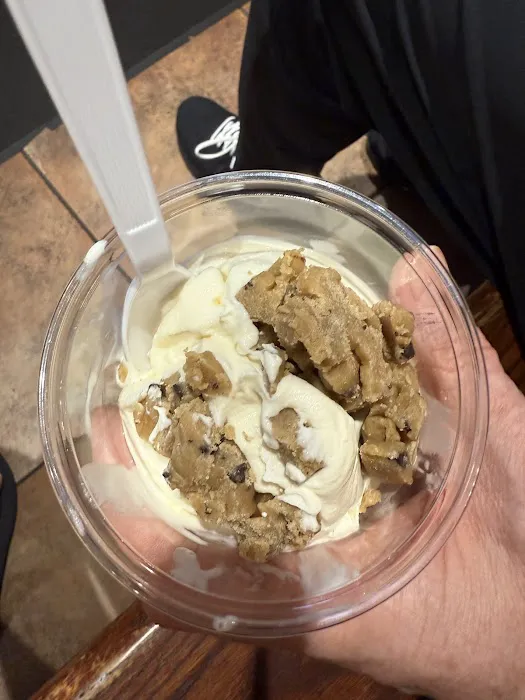 Zwahlen's Ice Cream & Chocolate Co. Picture 5