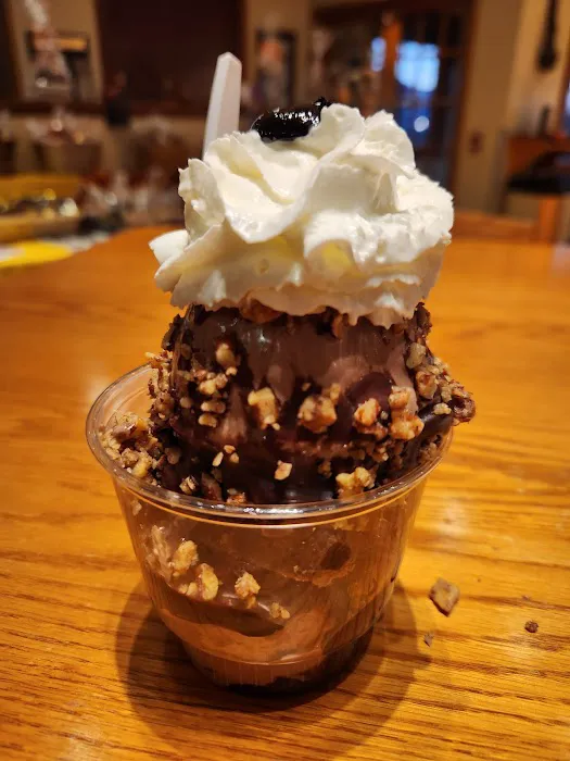 Zwahlen's Ice Cream & Chocolate Co. Picture 3