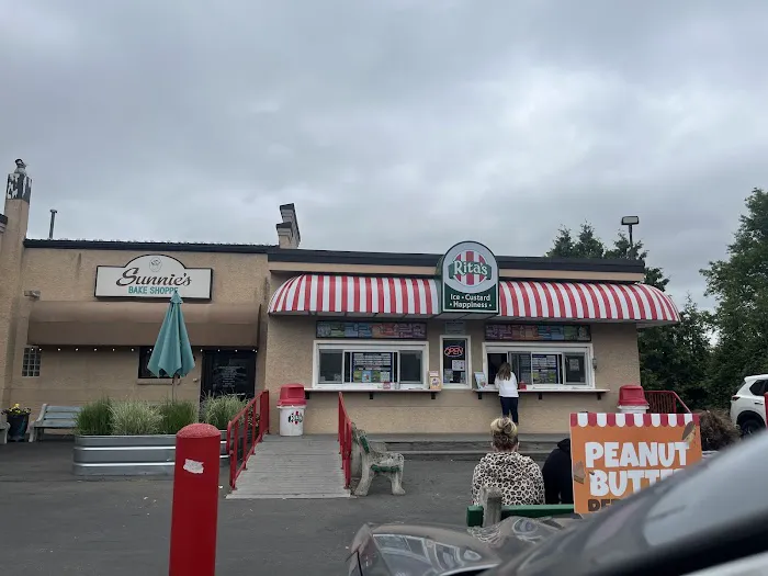 Rita's Italian Ice & Frozen Custard Picture 1