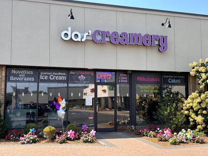 Das' Creamery Picture 2