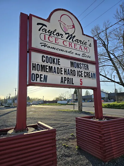 Taylor Marie's Ice Cream Parlor Picture 5
