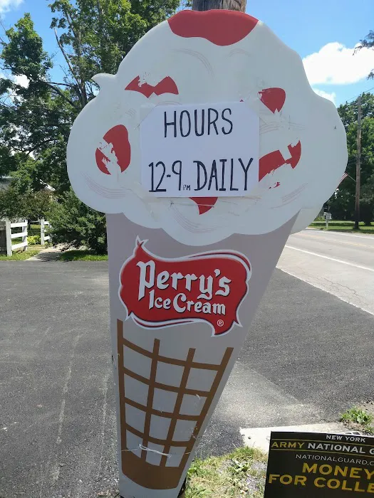 Get the Scoop Ice Cream Shop Picture 3