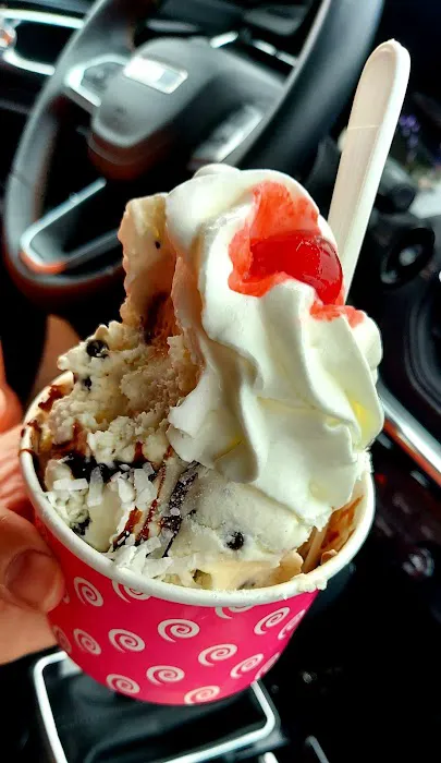 Zems Ice Cream, Miniature Golf & Game Room Picture 1