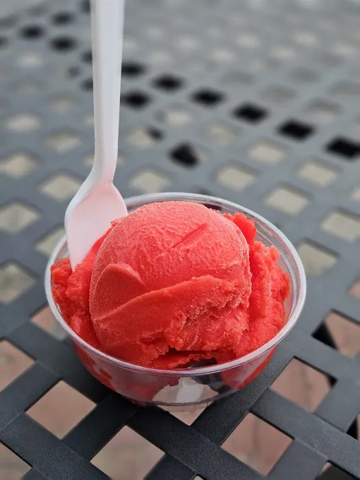 Whats the Scoop Ice Cream Cafe Picture 10