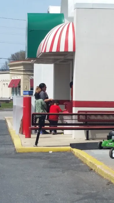 Rita's Italian Ice & Frozen Custard Picture 1