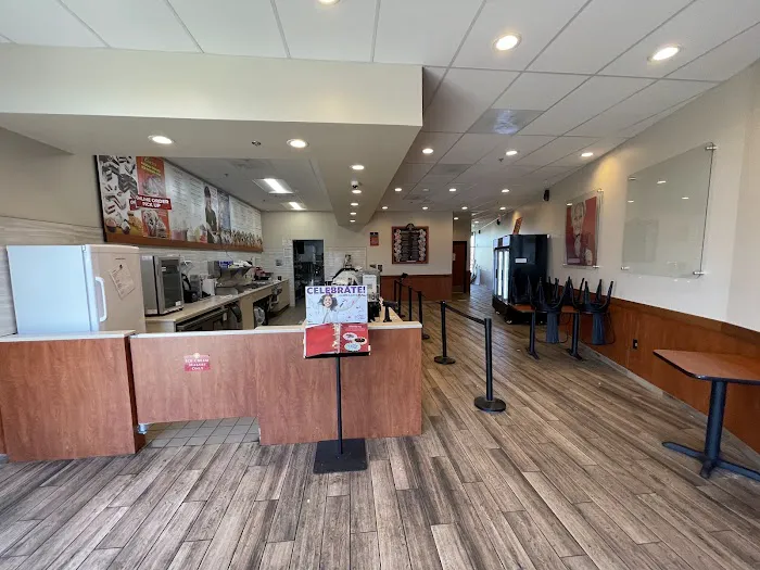 Cold Stone Creamery Picture 9