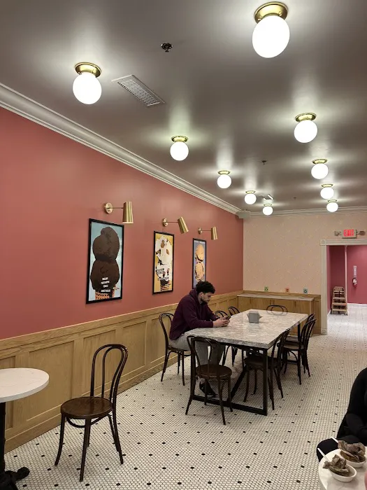Jeni's Splendid Ice Creams Picture 7