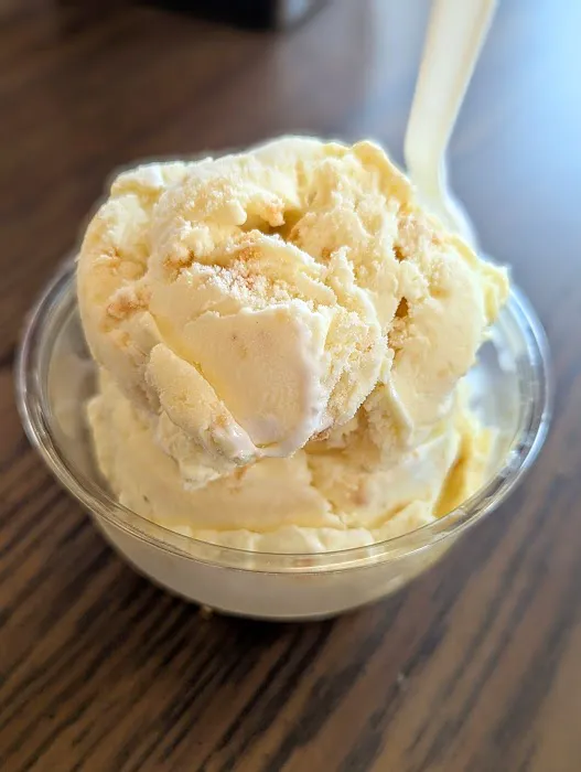 Golden Guernsey Ice Cream Picture 1