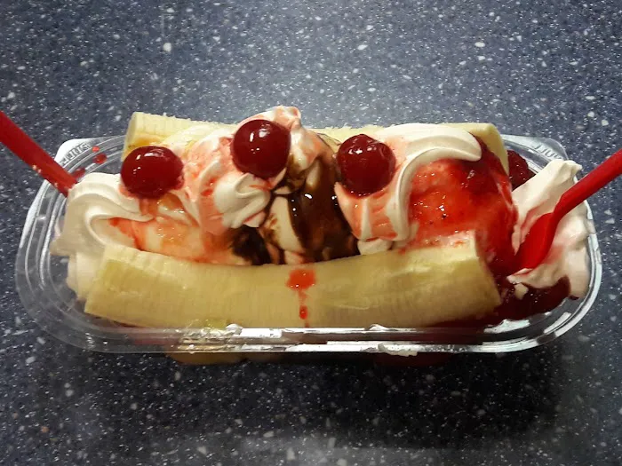 Dairy Queen (Treat) Picture 6