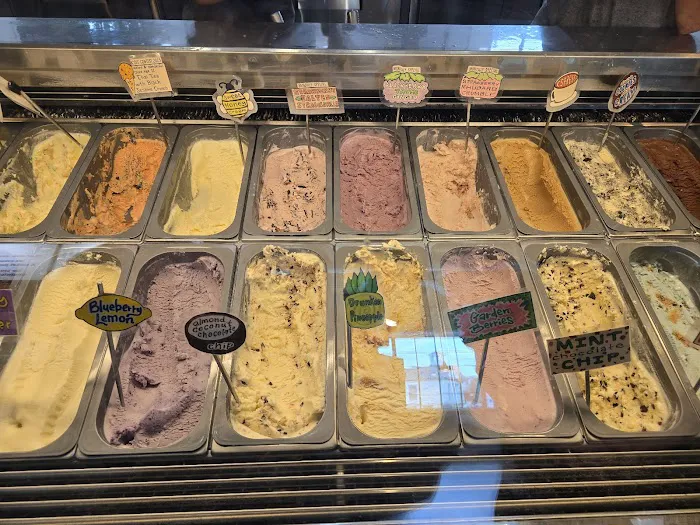 Owowcow Creamery Picture 6