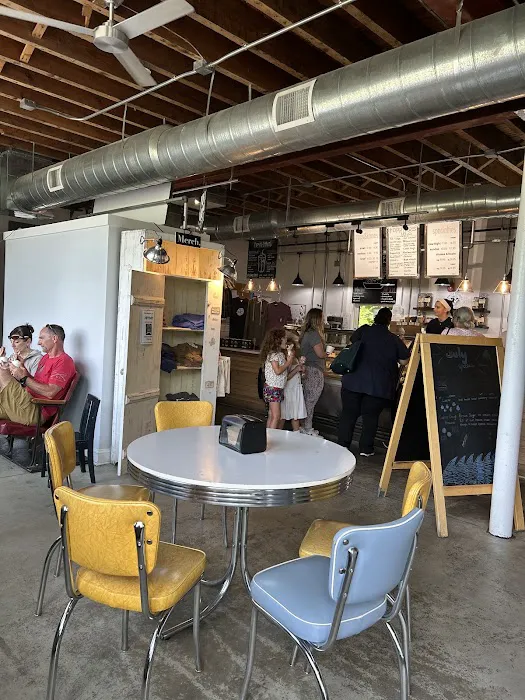 Owowcow Creamery Picture 8