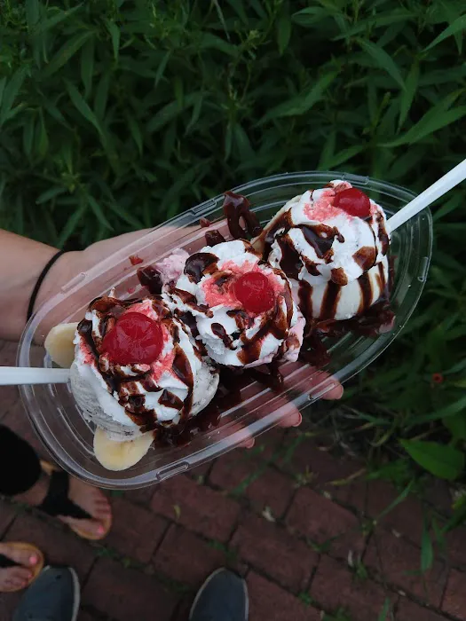 Chubby's Ice Cream Picture 2