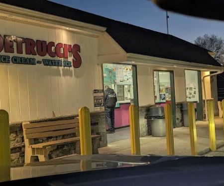 Petrucci's Catering & Ice Cream
