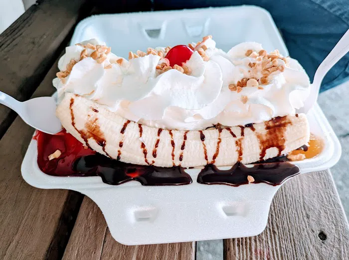 Petrucci's Catering & Ice Cream Picture 7