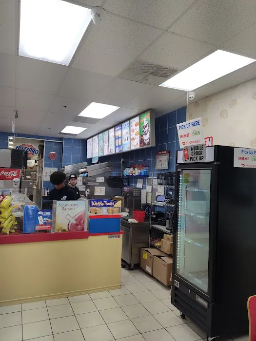 Dairy Queen (Treat) Picture 2