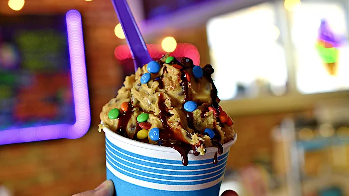 Cookie Dope ~ Edible Cookie Dough & Ice Cream Bar Picture 3
