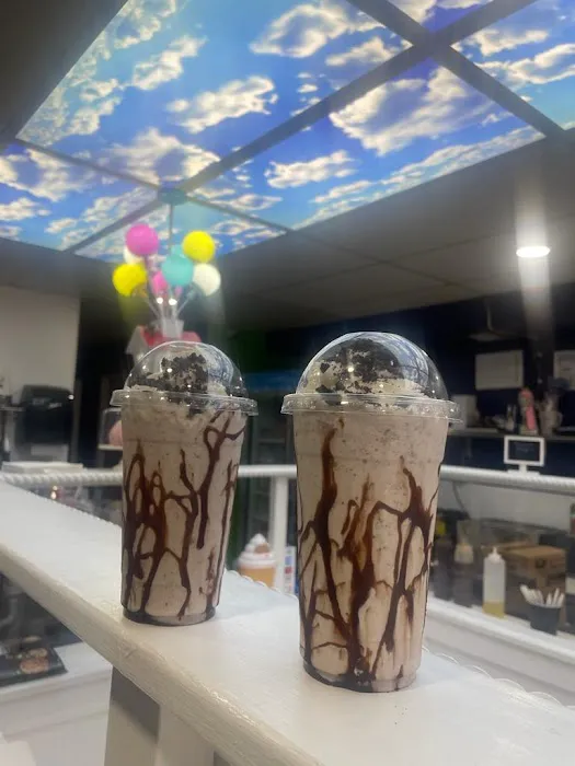 Bongo’s Ice Cream and Crepes Picture 1