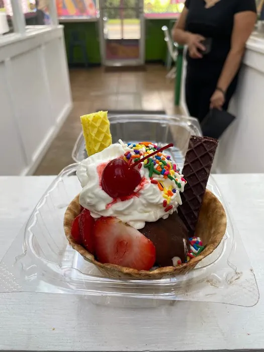 Bongo’s Ice Cream and Crepes Picture 7