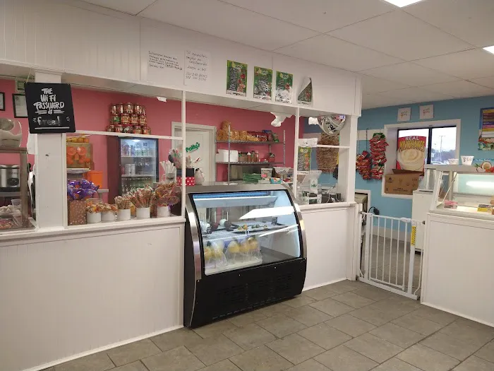 THE FAMILY ICE CREAM Picture 1