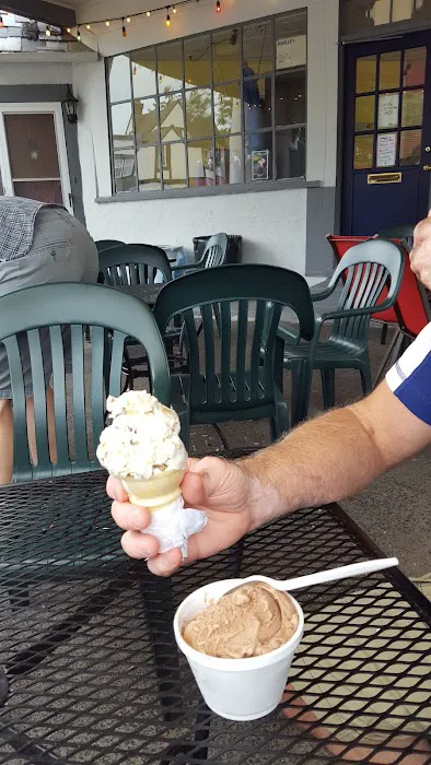 Alpine Creamery Picture 6
