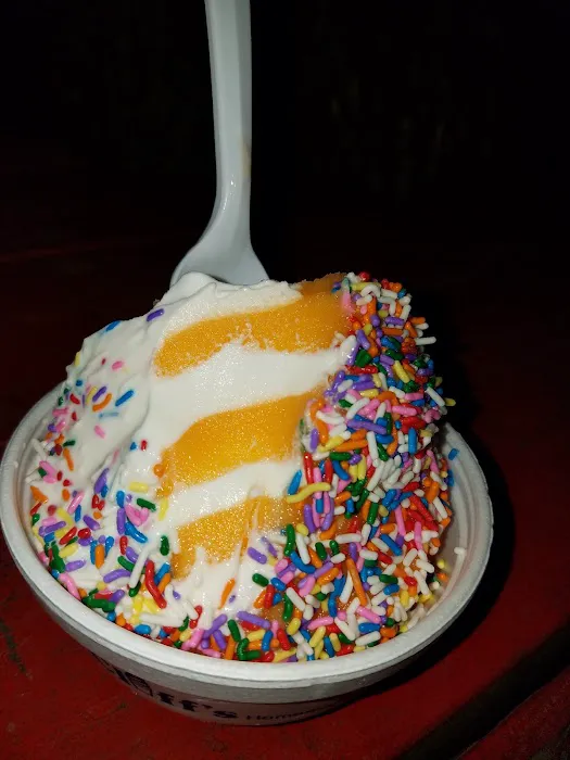 Cliff's Homemade Ice Cream Picture 4