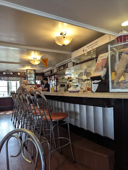 Riverside Creamery Picture 3