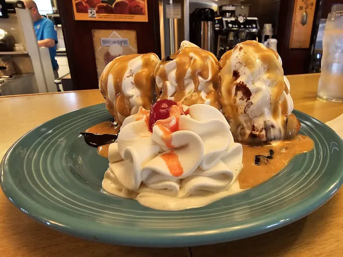 Riverside Creamery Picture 8